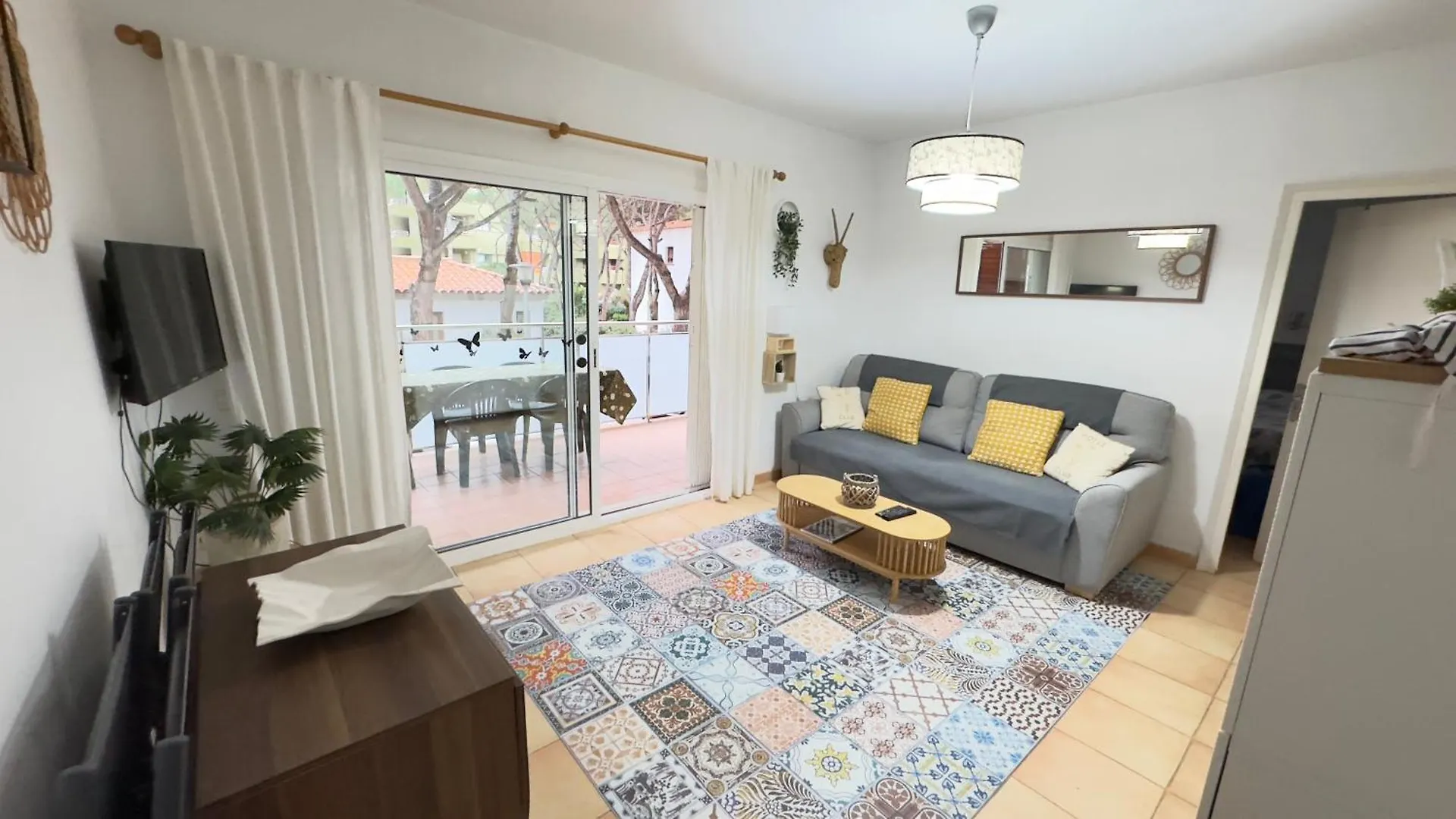 Casa ANNA - climatisé, 2 chambres, 50 m plage, terrasse 16m2, Wifi Castell-Castell-Platja d'Aro